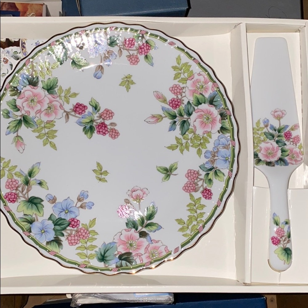Andrea flowers/berries cake server set